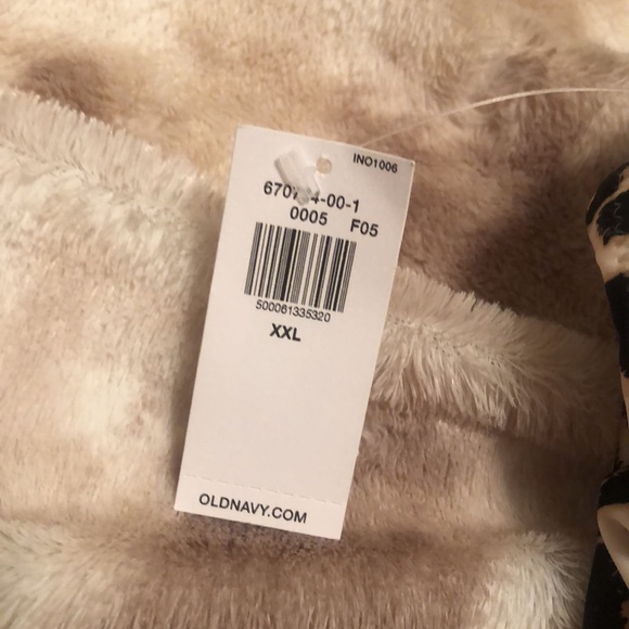 NWT Old Navy One Piece Swimsuit - Picture 8 of 8